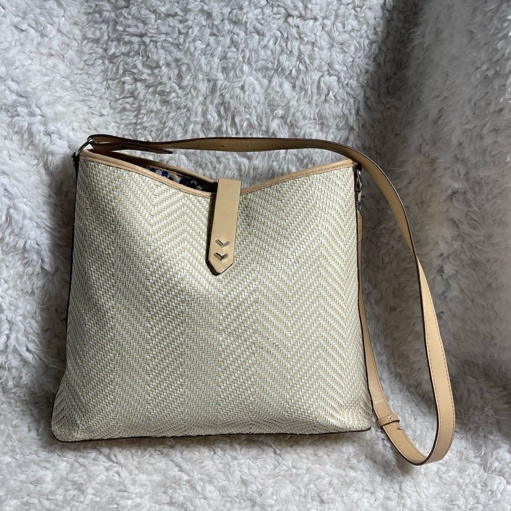 Stella & dot Rattan woven beige large shoulder bag with cream trim and strap